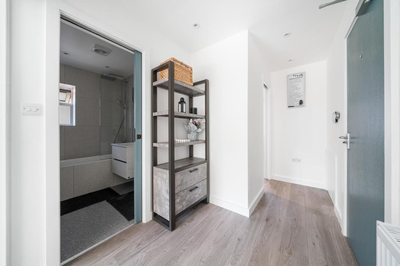 شقة Newly Refurbished 2 Bed Flat ميل هيل المظهر الخارجي الصورة