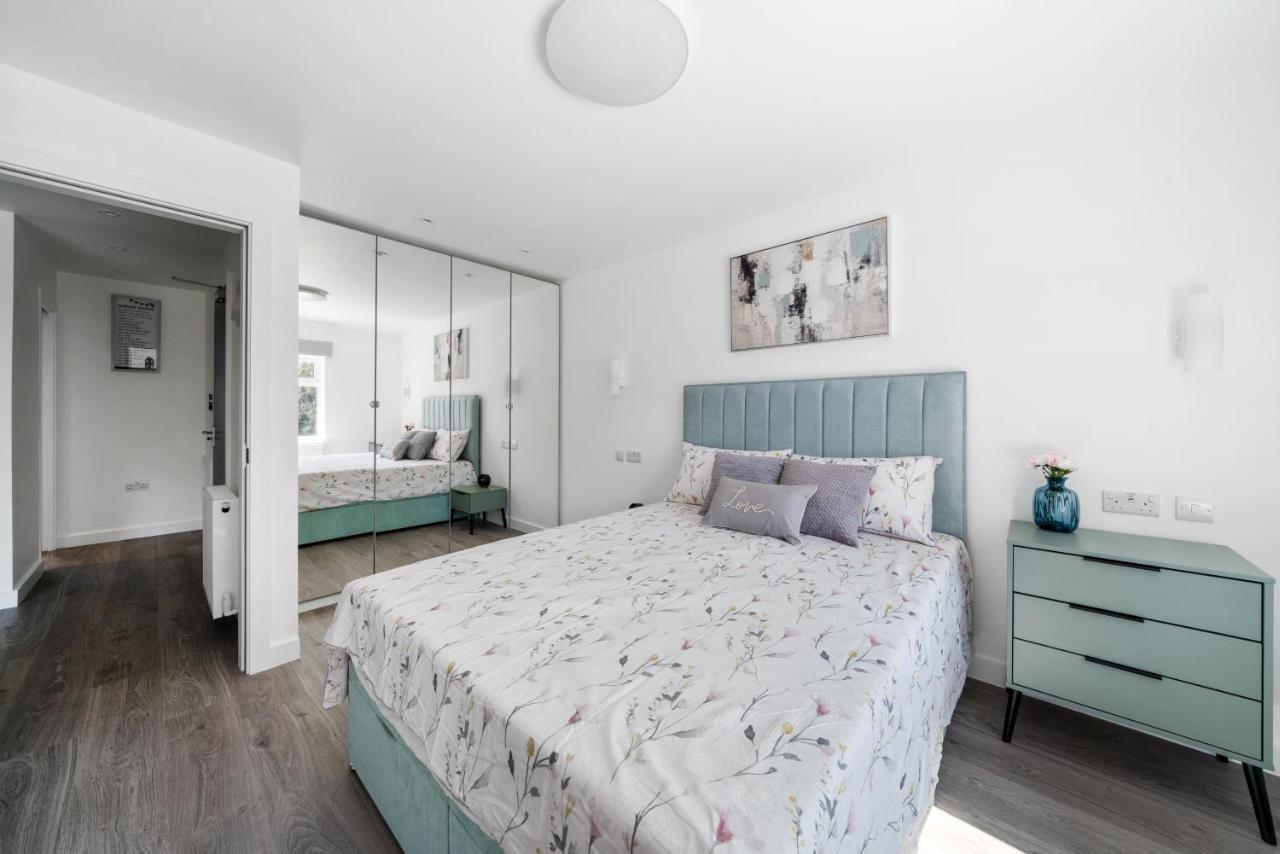 شقة Newly Refurbished 2 Bed Flat ميل هيل المظهر الخارجي الصورة