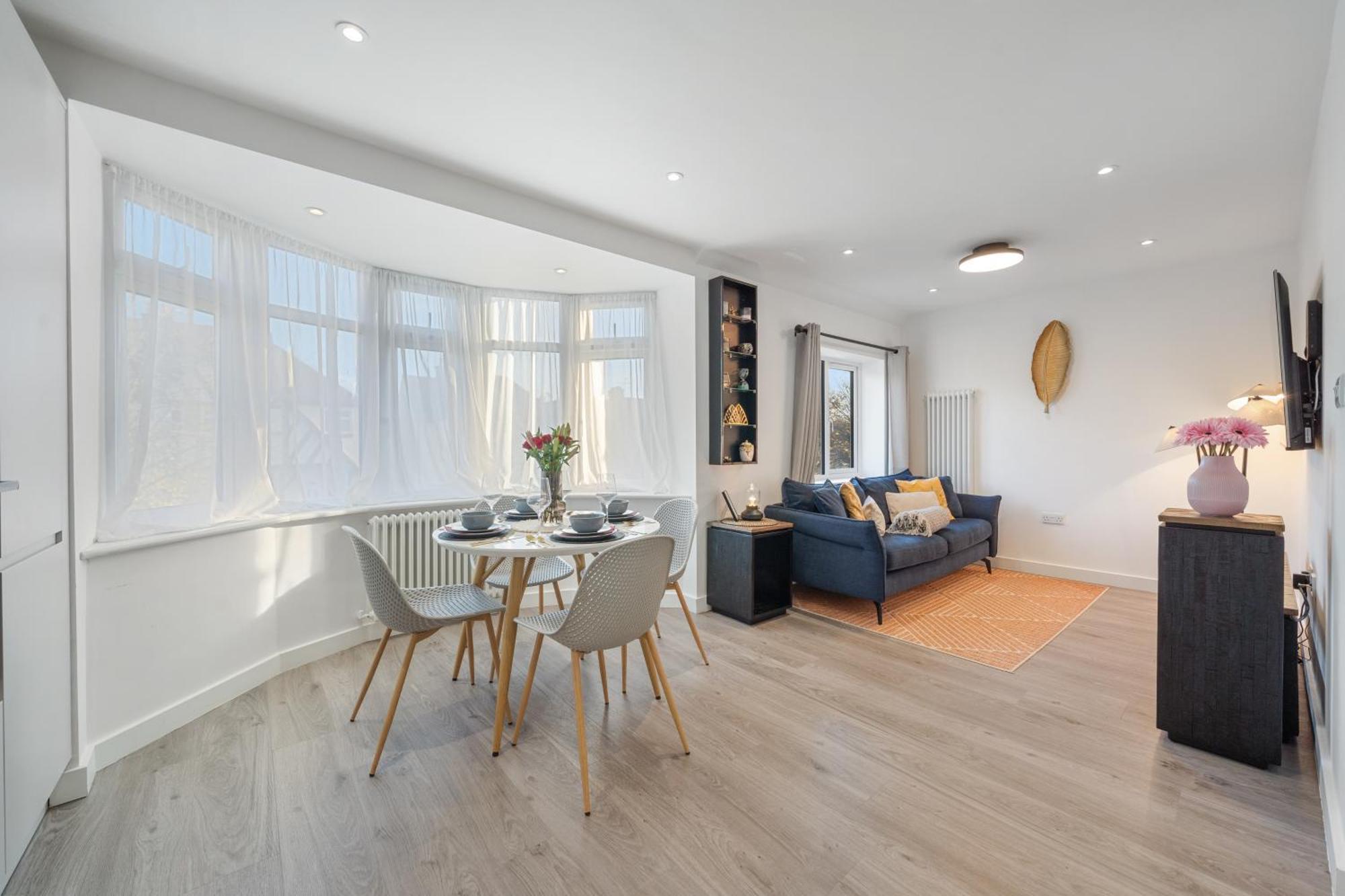 شقة Newly Refurbished 2 Bed Flat ميل هيل المظهر الخارجي الصورة